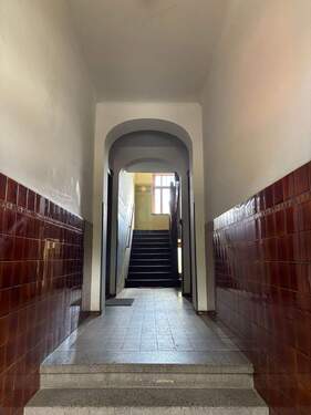 Eingangsbereich - 2 Zimmer Etagenwohnung zum Kaufen in Leipzig