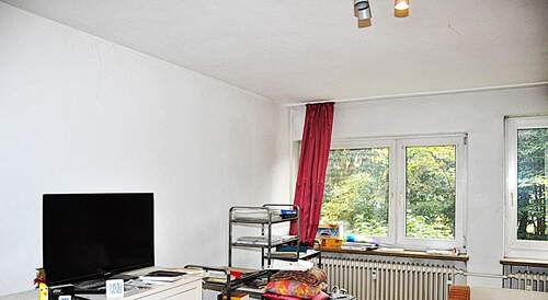 Wohnzimmer - ***Gut geschnittenes Apartment mit getrennter Küche nähe des Südparkes***