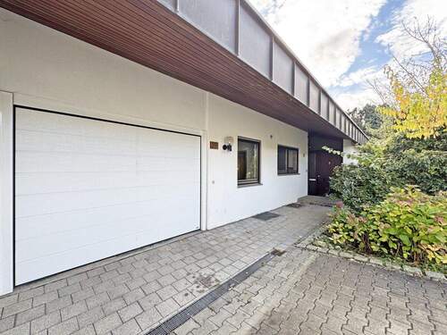 Hauseingangsbereich - Einfamilienhaus mit 146,00 m² in Mössingen / Belsen zum Kaufen