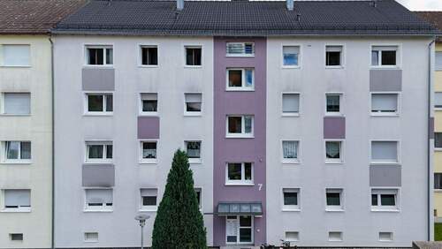Titelbild - Helle 2-Zimmer-Wohnung in der Burghauser Neustadt