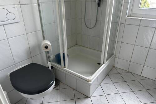 Duschbad mit WC - 