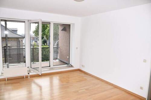 Schlafraum - 4 Zimmer Etagenwohnung zum Kaufen in Frechen