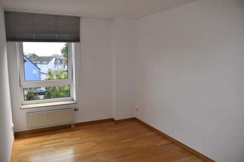 Gästezimmer - 4 Zimmer Etagenwohnung in Frechen