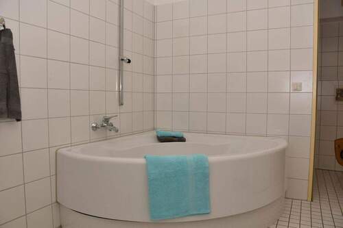 Eckbadewanne - 