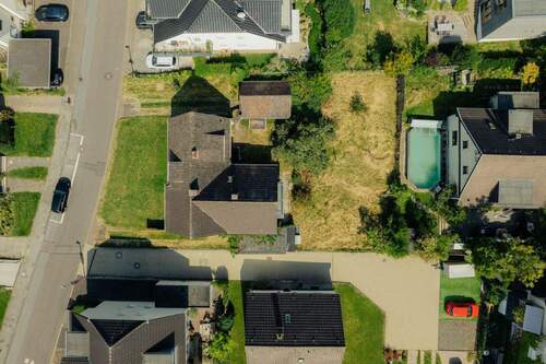 Vogelperspektive - 8 Zimmer Mehrfamilienhaus, Wohnhaus zum Kaufen in Bergisch Gladbach