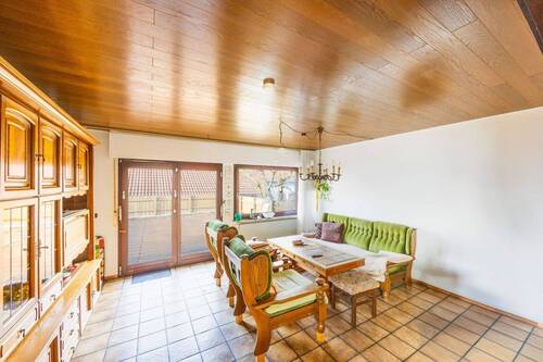 Wohnzimmer EG - 6 Zimmer Mehrfamilienhaus, Wohnhaus zum Kaufen in Steinheim an der Murr