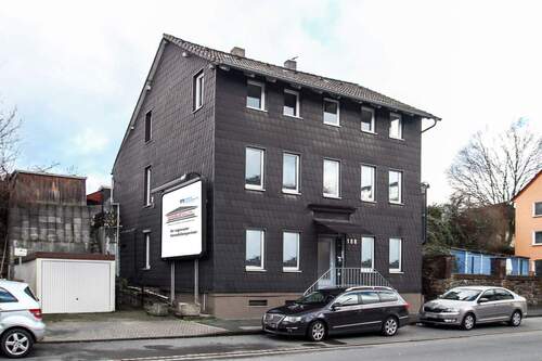 Außenansicht - 2,5 Zimmer Wohnung - vollständig renoviert