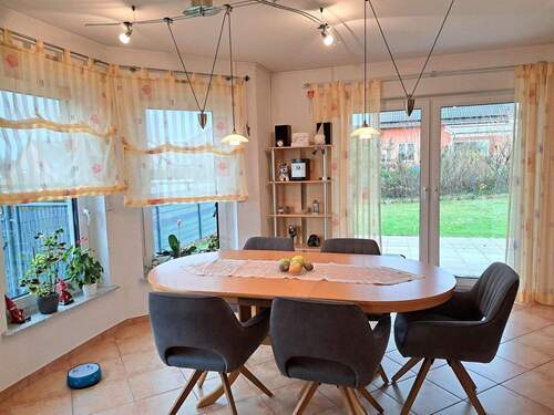 EG - Esszimmer, von Küche komm - 