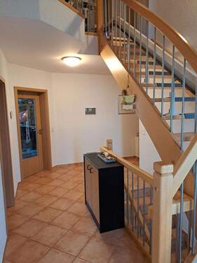 EG - von Haustür in Flur - 