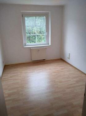 03 Schlafen.jpg - 2 Zimmer Etagenwohnung in Strehla