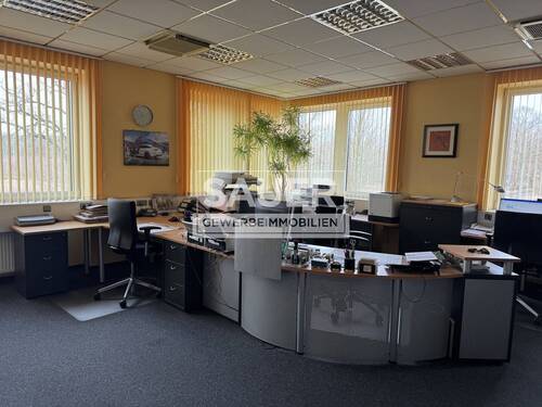 Innenansicht Bürokopfbau - 