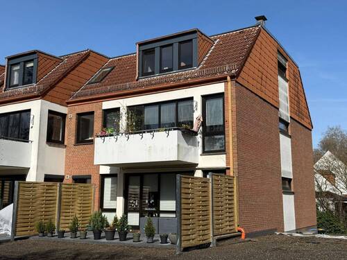 Außenbild - Bremen-Blumenthal: Attraktive 2-Zimmer-Dachgeschosswohnung in naturnaher Lage!
