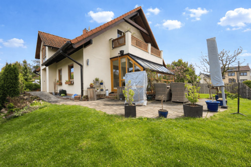 Terrasse - Großzügiges Wohnhaus mit hochwertiger Ausstattung