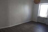 Schlafzimmer im EG - 9 Zimmer Mehrfamilienhaus, Wohnhaus zum Kaufen in Endingen