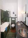 Bad mit Badewanne - 