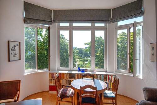 Ausblick aus dem Wohnzimmer (Morgensonne!) - 