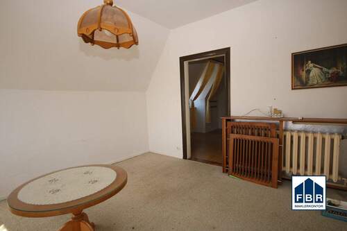 Zimmer 2 Dachgeschoss - 