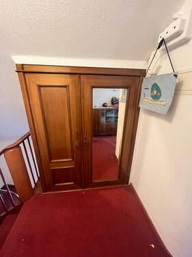 Einbauschrank DG Flur.jpg - 