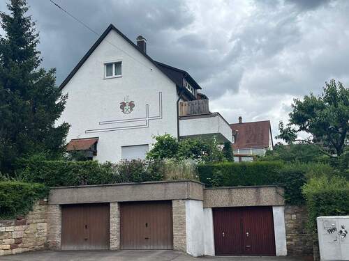 Giebel u. 2 Garagen.jpg - 