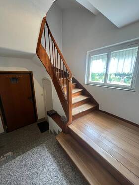 Treppenhaus EG.jpg - 