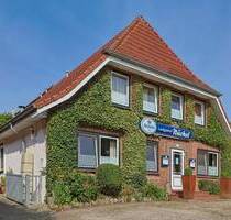 Gasthof mit Übernachtungsmöglichkeiten und Privathaus - Malente / Nüchel