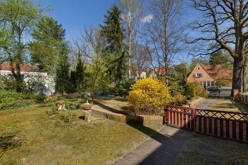 Garten - 7 Zimmer Einfamilienhaus in Berlin