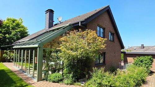 02_Ansicht Süd-Ost.jpg - 6 Zimmer Einfamilienhaus zum Kaufen in Bad Essen