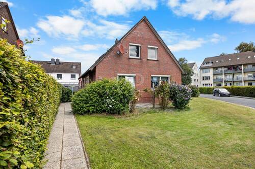 Außenaufnahme - 6 Zimmer Einfamilienhaus zum Kaufen in Schortens