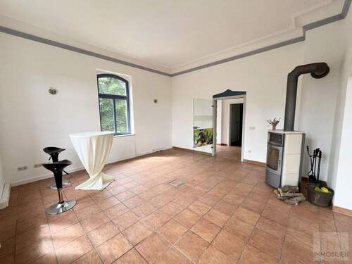 Wohnung EG - 9 Zimmer Mehrfamilienhaus, Wohnhaus in Rudolstadt