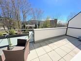 Große Terrasse - (KI optimiert) - 2 Zimmer Etagenwohnung in Hamburg