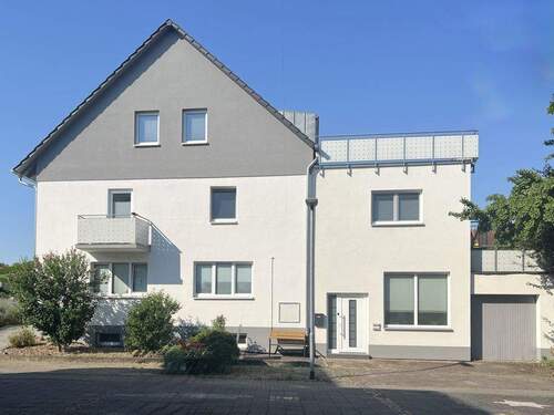 Außen - Mehrfamilienhaus, Wohnhaus mit 276,00 m&sup2; in Bad Krozingen zum Kaufen