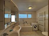 H 541 EG Tageslichtbad Ansicht 1.jpg - 