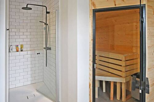 Sauna + Dusche - 