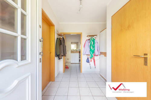 Eingangsflur - 4 Zimmer Doppelhaushälfte in Amelinghausen
