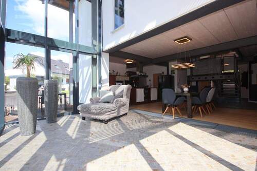 Wintergarten / Wohnbereich - 