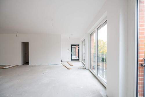 Best_Place_Eiswerderstrasse_10_TE84_Gewerbeeinheit-12 - 