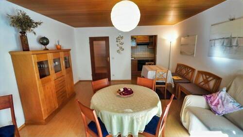 Wohn-Ess-Bereich - 2 Zimmer Etagenwohnung zum Kaufen in Überlingen