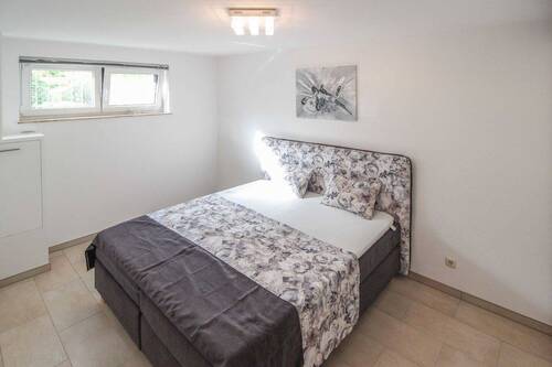 Schlafzimmer Souterrain - 