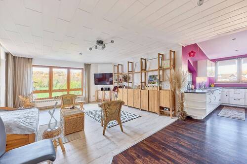 Studio mit Küche im DG - 