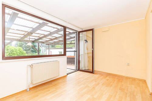 Esszimmer - 2 Zimmer Doppelhaushälfte in Berlin