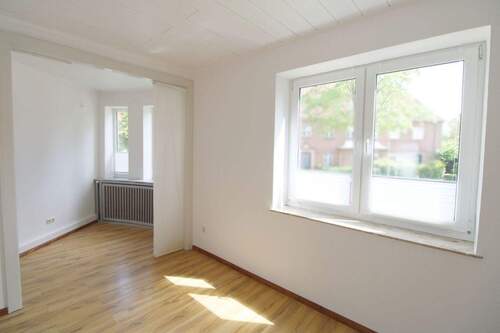 Esszimmer (Musik-/Büroecke) - 