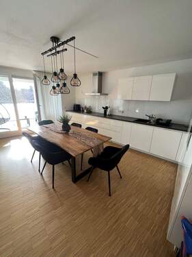 3.jpg - Hochwertige 3,5 Zimmer-Wohnung mit Aufzug u. Einbauküche in guter Lage von Kirchheim