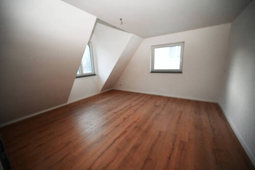 1.OG_Zimmer 2 - 