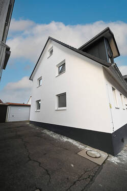 Seitenansicht - 4 Zimmer Doppelhaushälfte zum Kaufen in Villingen-Schwenningen