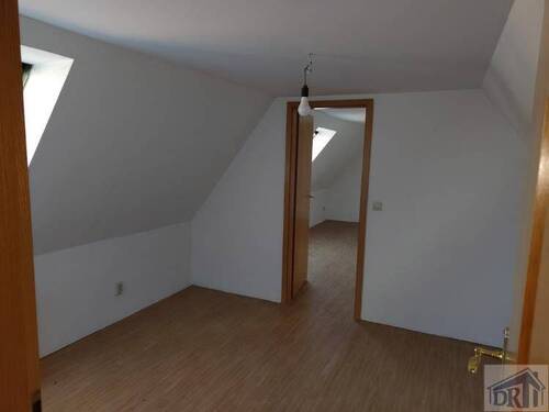 Zimmer3 - Etagenwohnung mit 95,20 m&sup2; in Bernstadt zur Miete