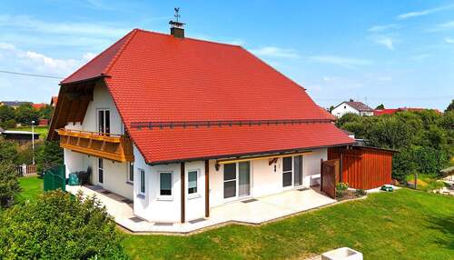 Außenansicht - 4 Zimmer Mehrfamilienhaus, Wohnhaus zum Kaufen in Wittislingen