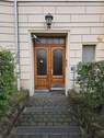 Haustür - 2 Zimmer Etagenwohnung zum Kaufen in Berlin
