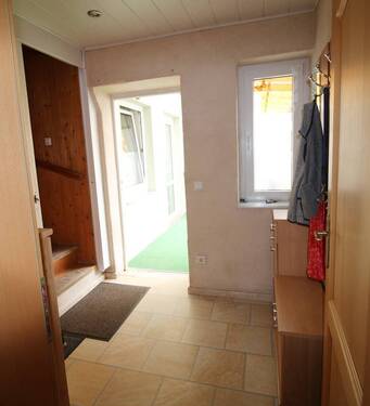 Flur Treppe WE 1.JPG - 