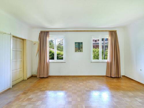Zimmer - 4 Zimmer Etagenwohnung zum Kaufen in Reutlingen