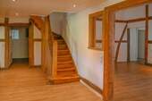 Treppe zum Obergeschoss - 